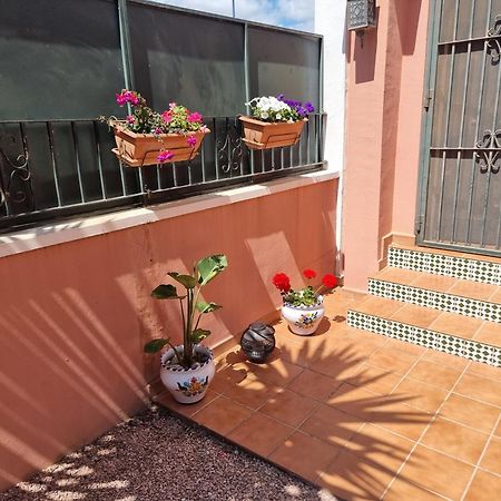 Calle Carlos Primero, Roda Exteriér fotografie